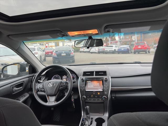 2016 toyota camry le