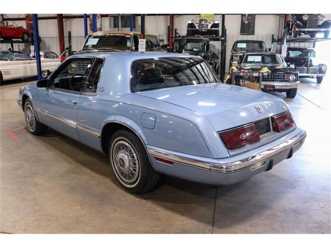 1989 buick riviera in kentwood, michigan