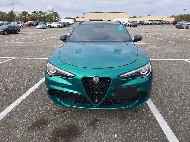 2023 alfa romeo stelvio quadrifoglio