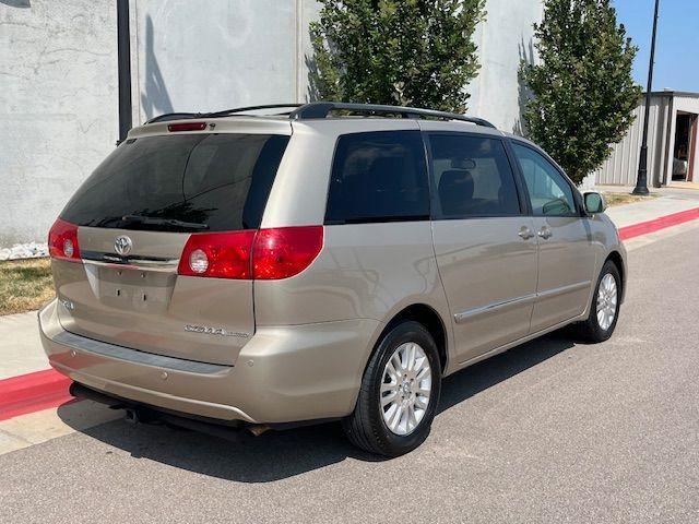 2008 toyota sienna xle limited