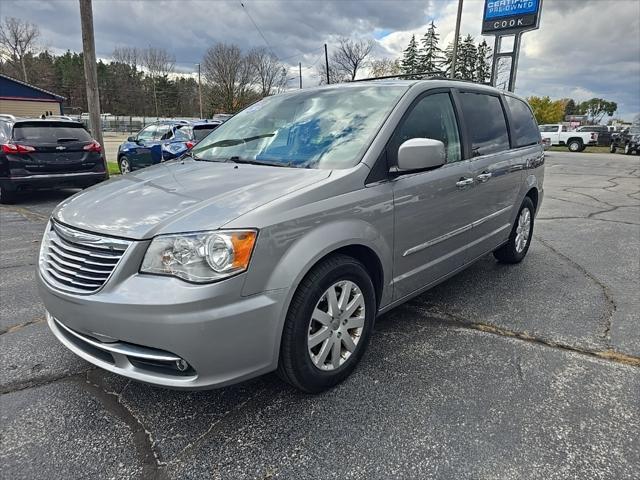 2015 chrysler town & country touring