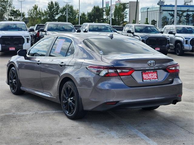 2024 toyota camry le