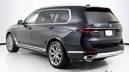 2024 BMW X7
