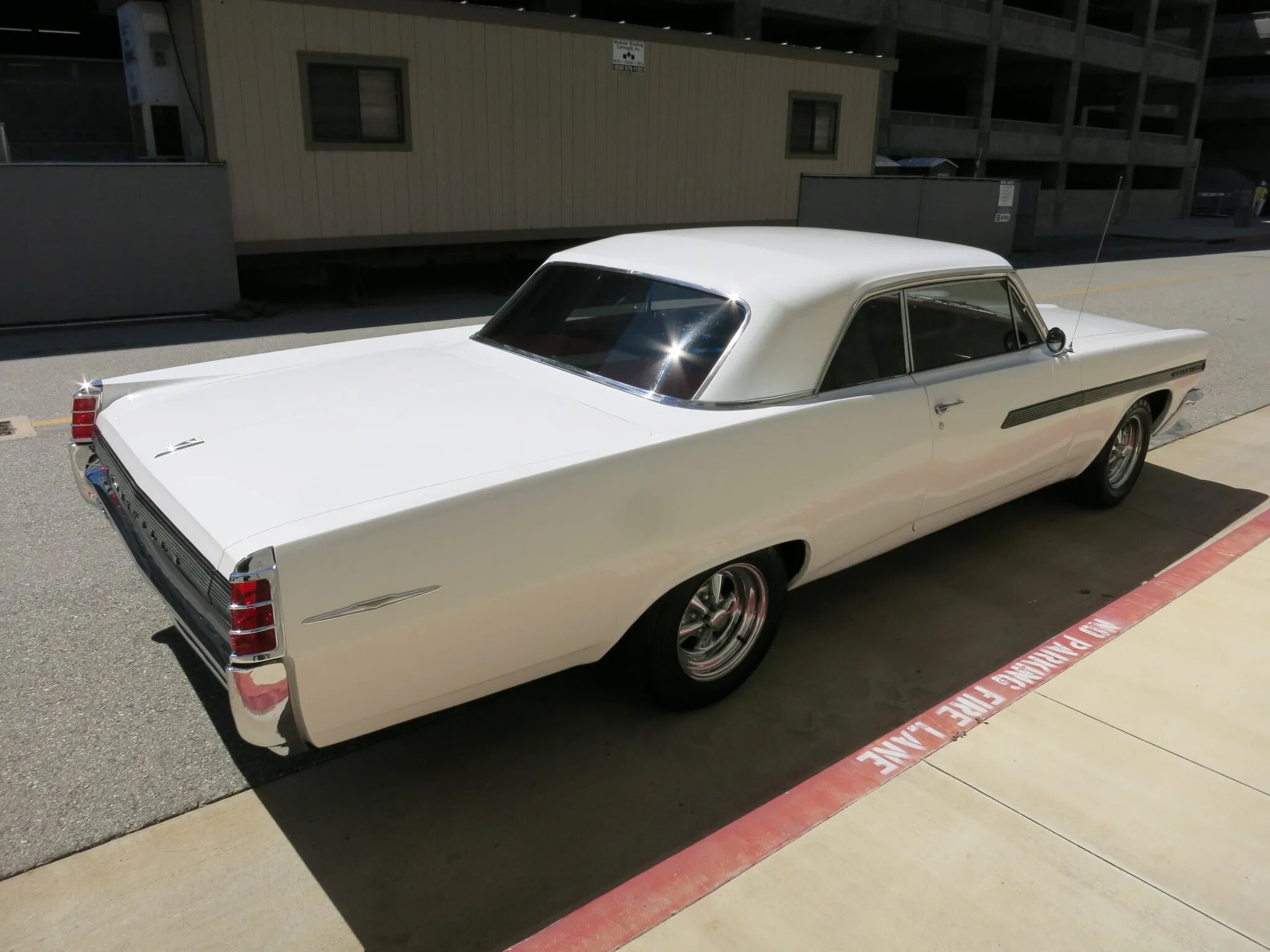 pontiac bonneville