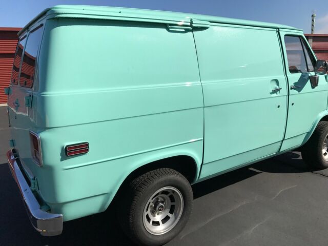 1982 chevrolet g10 van