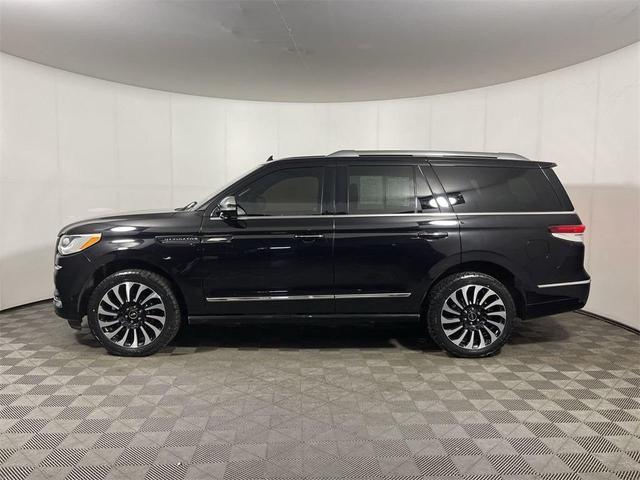 2022 lincoln navigator black label