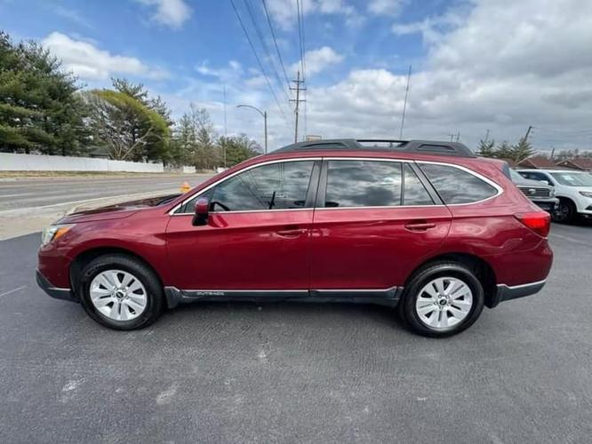 2017 subaru outback 2.5i premium wagon 4d in saint louis, missouri