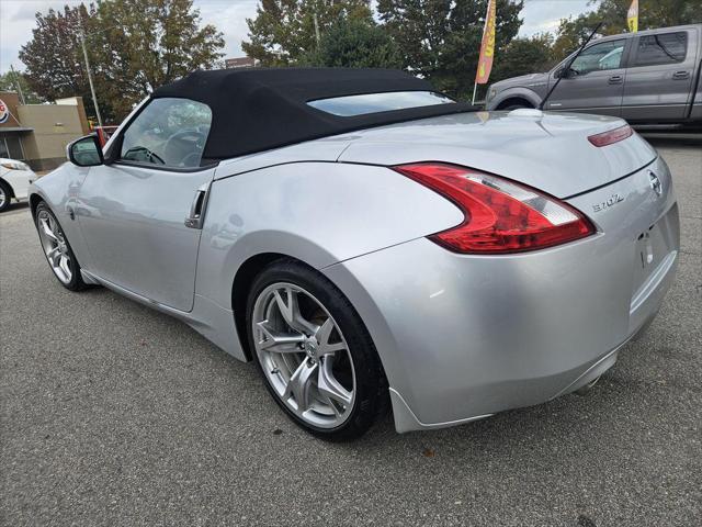 2010 nissan 370z touring