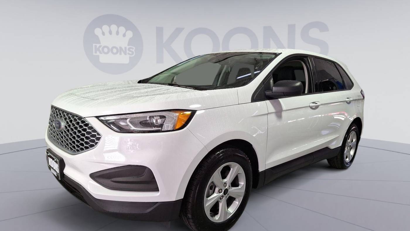 2023 ford edge se