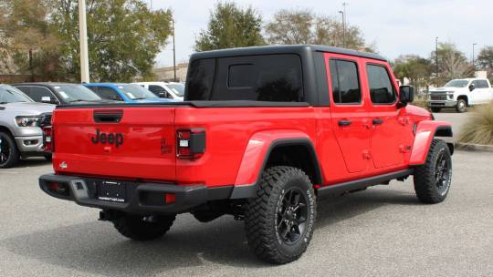 2024 Jeep Gladiator