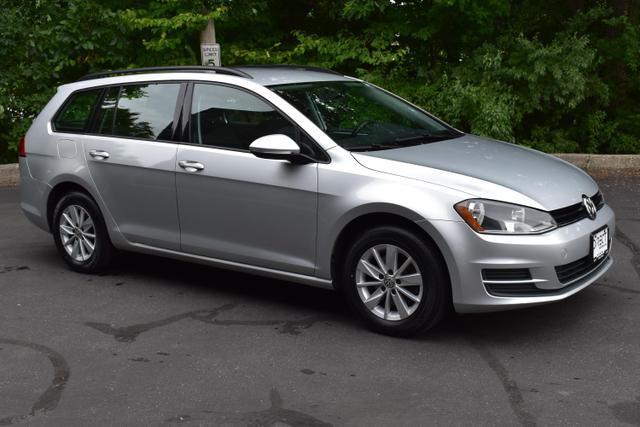 2017 volkswagen golf sportwagen tsi s