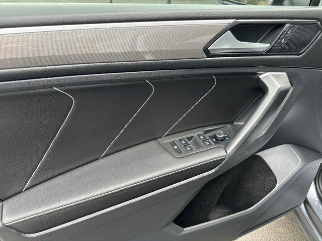 2023 volkswagen tiguan 2.0t se r-line black