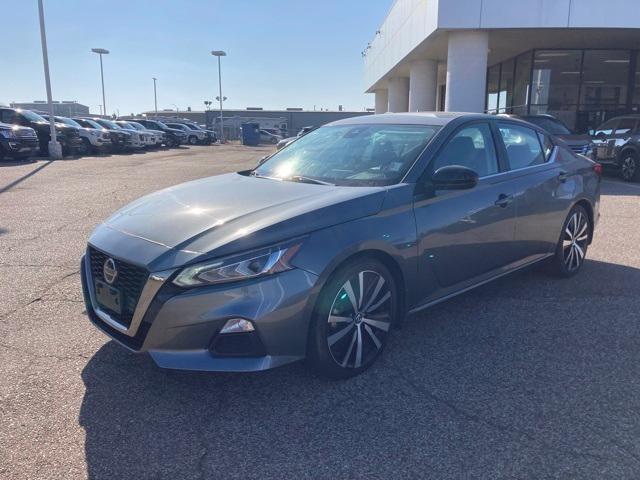 2022 nissan altima 2.5 sr