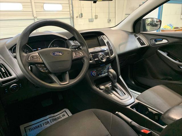 2017 ford focus sel