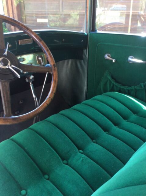 1928 chrysler 4d sedan