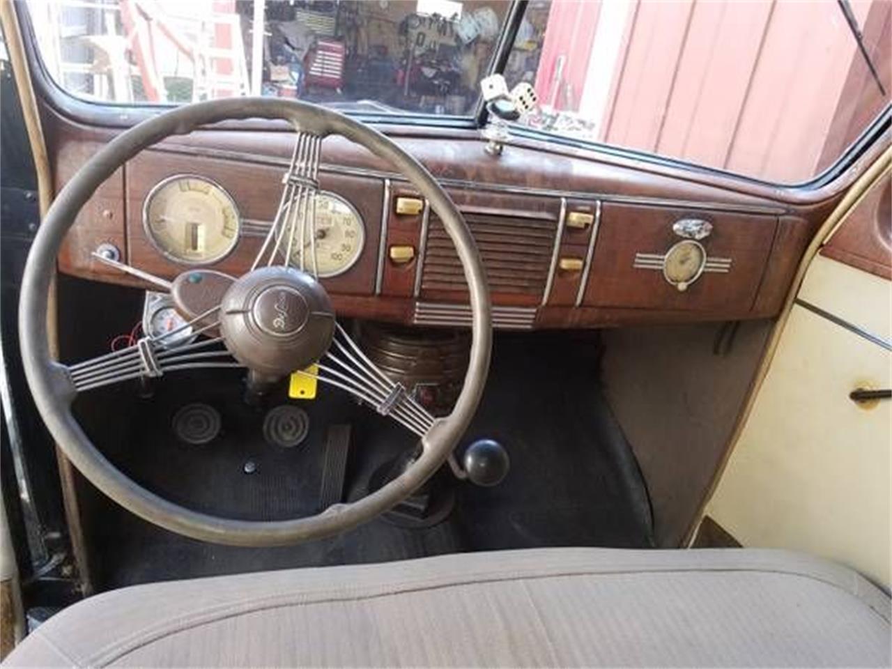 1939 ford deluxe