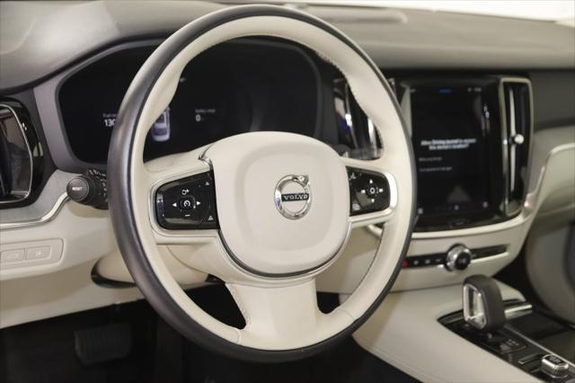 2024 volvo s60 recharge plug-in hybrid t8 plus dark theme