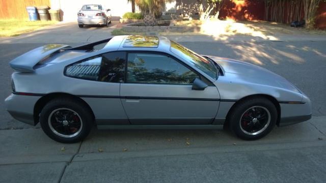 1986 pontiac fiero, 3.4, 5 speed, restored
