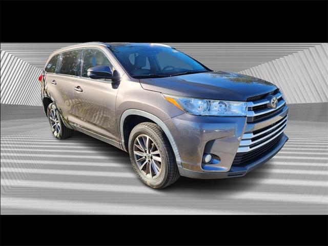 2019 toyota highlander xle