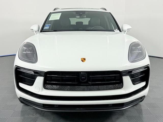 2024 porsche macan base