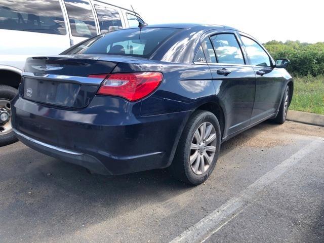 2013 chrysler 200 touring