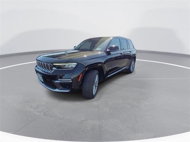 2022 jeep grand cherokee 4xe summit