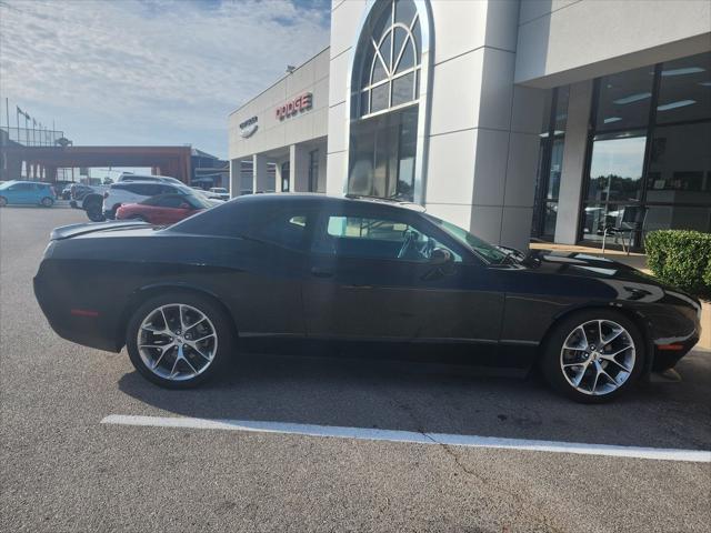 2022 dodge challenger gt