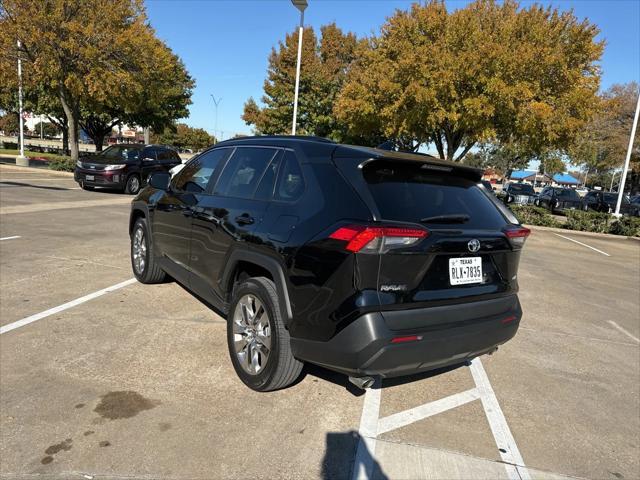 2022 toyota rav4 xle