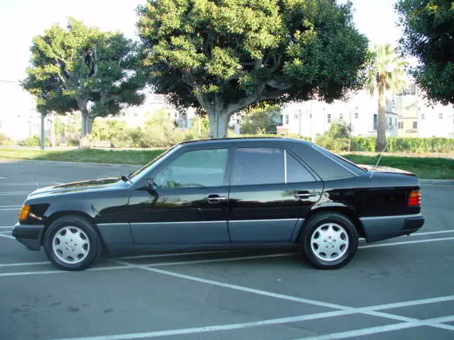 1992 mercedes benz 400e black/black with no reserve