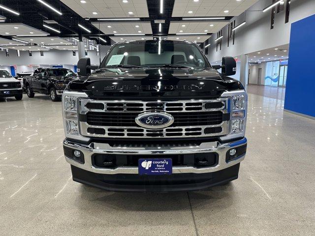 2023 ford f-350 xlt