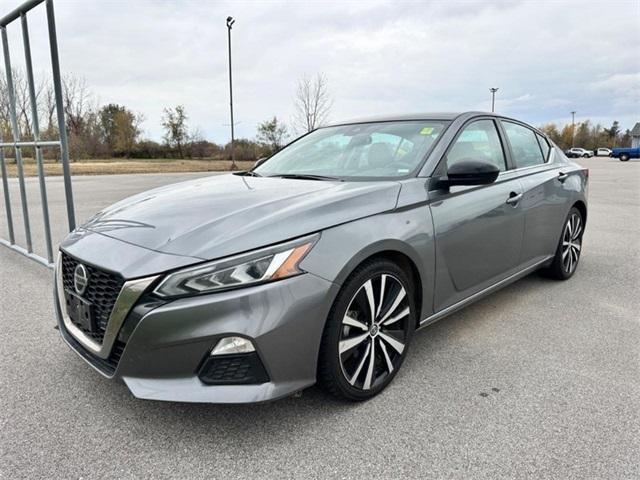 2022 nissan altima 2.5 sr