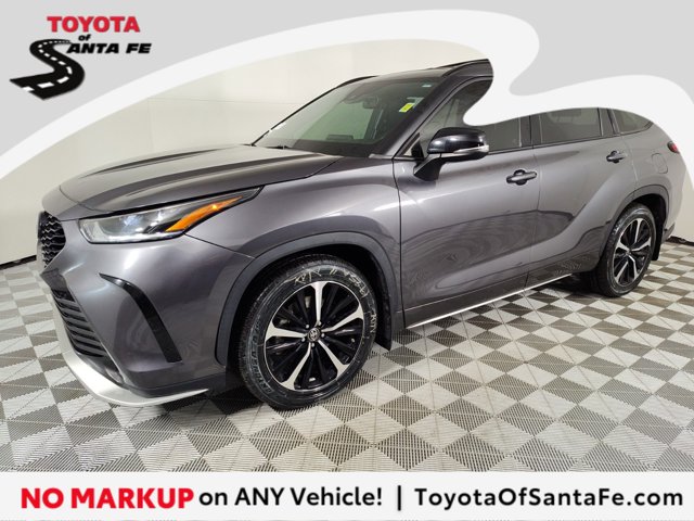2022 toyota highlander xse awd
