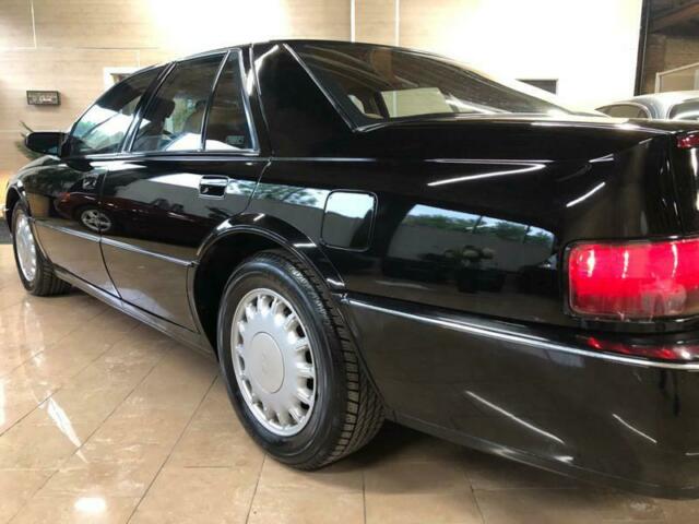 1992 cadillac seville sts 4dr sedan automatic 4-speed fwd v8 4.9l gasoline