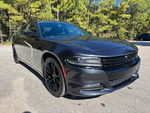 2016 dodge charger sxt
