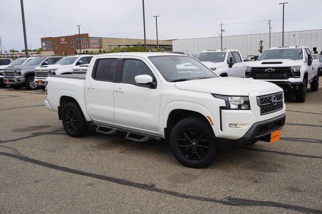 2022 nissan frontier sv