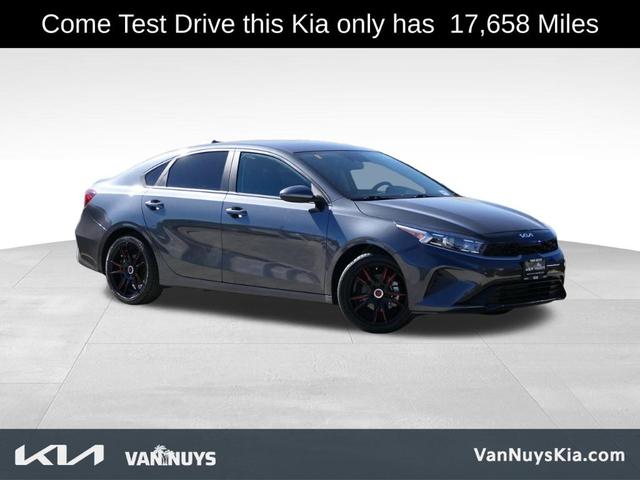 2023 kia forte lx