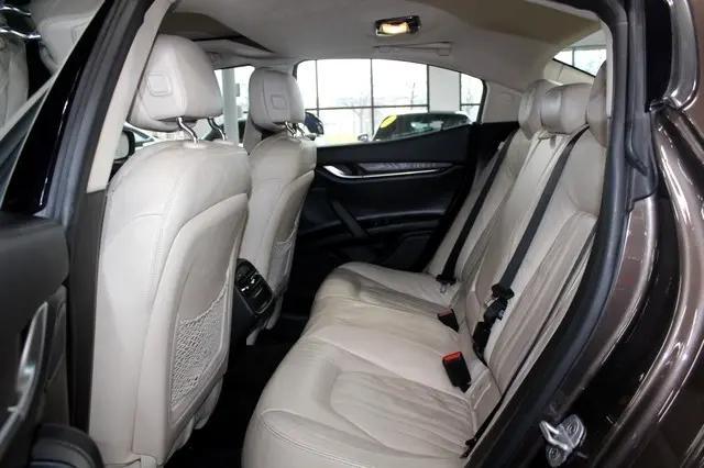 2014 maserati ghibli base