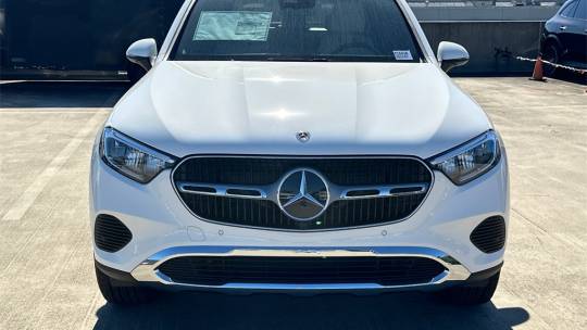 2025 Mercedes-Benz GLC