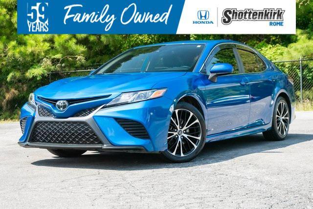 2020 toyota camry se