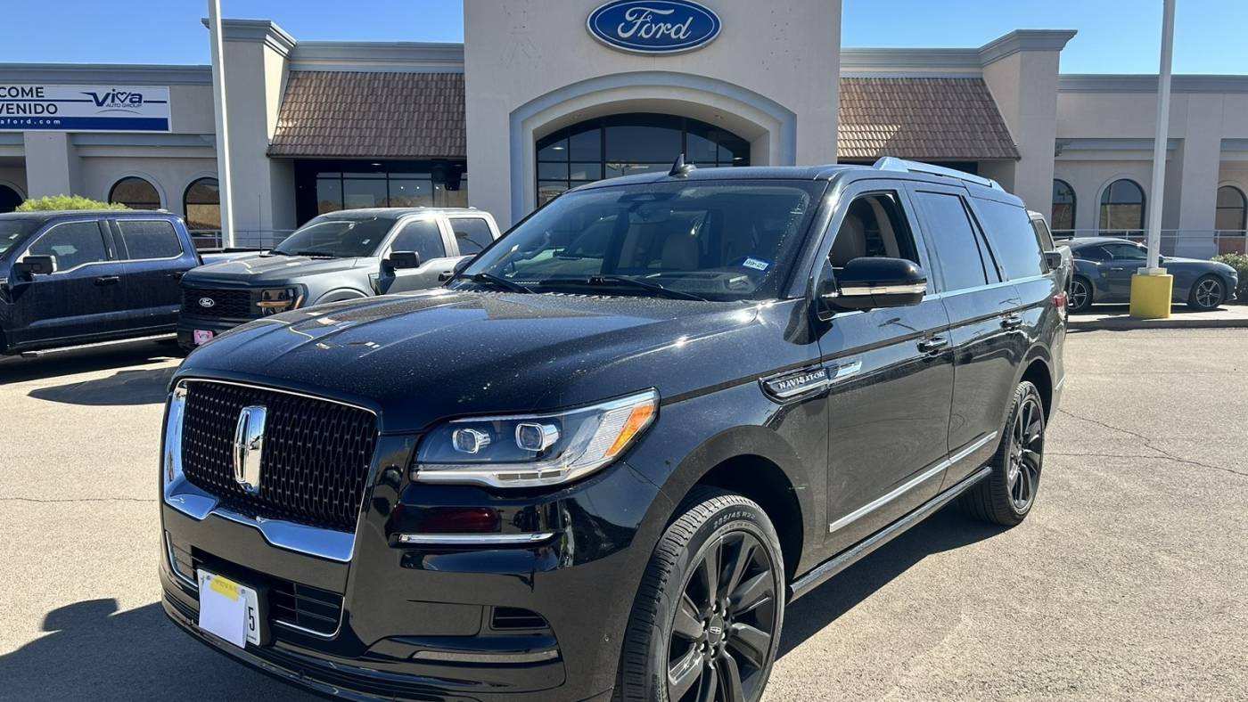 2022 lincoln navigator reserve