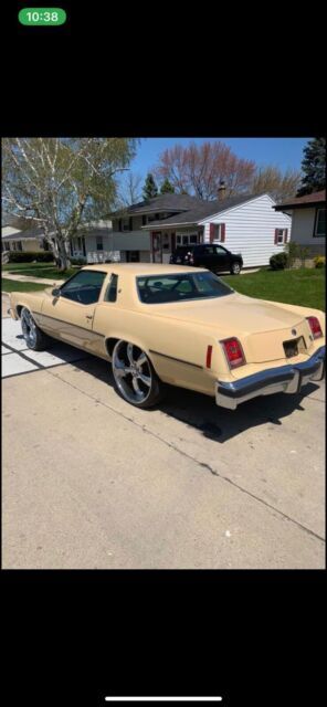 1977 pontiac grand prix coupe brown rwd automatic