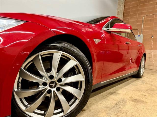 2013 tesla model s base
