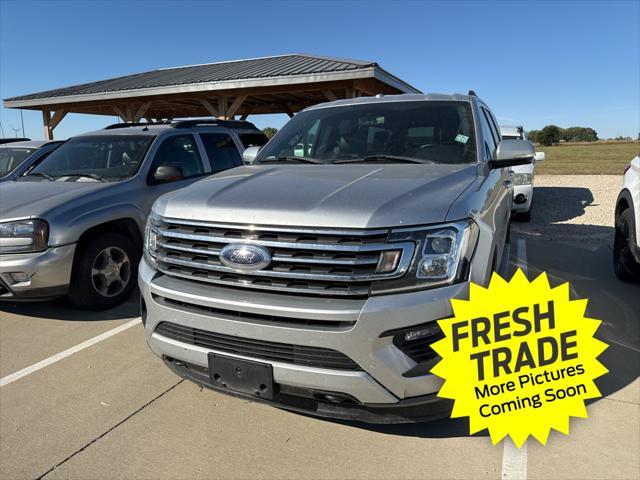2018 ford expedition max xlt