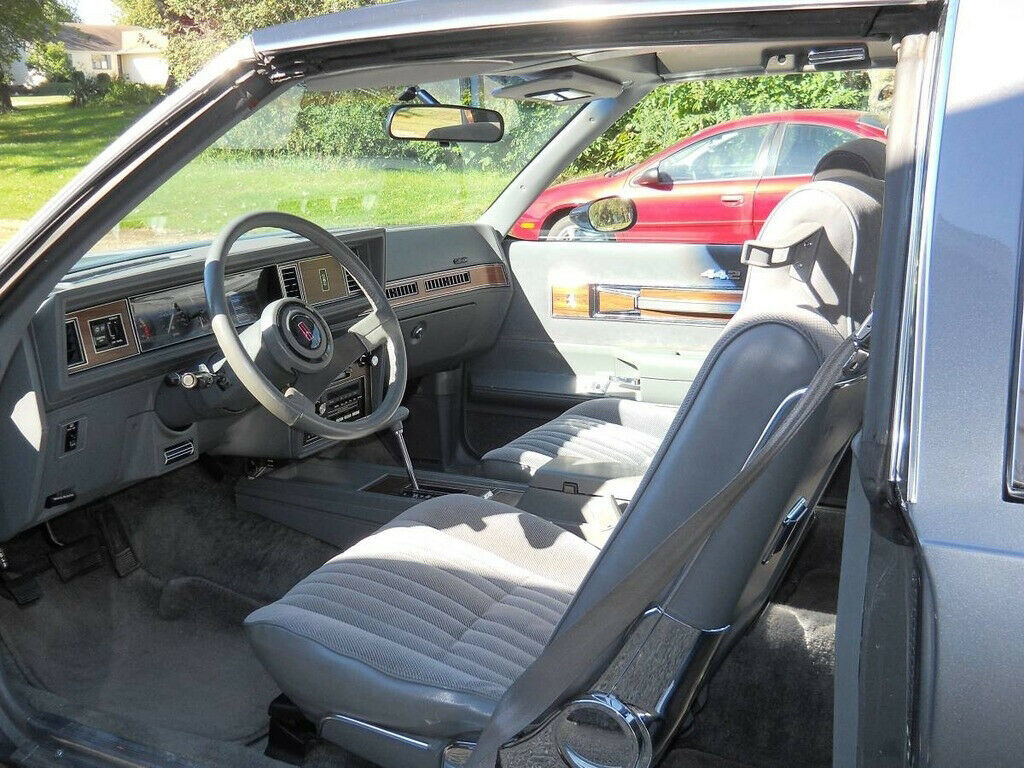 1986 oldsmobile 442 307 v8 all original one owner 700r4 transmission 400 mi