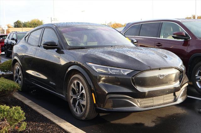 2022 ford mustang mach-e premium