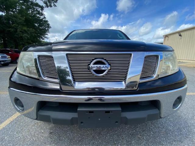 2011 nissan frontier sv