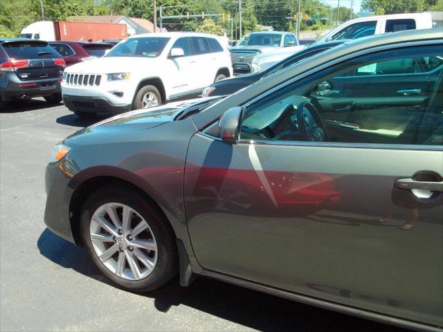 2012 toyota camry xle