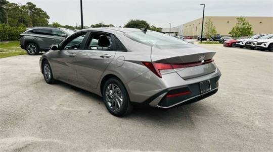 2024 Hyundai Elantra