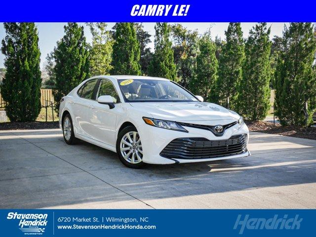 2019 toyota camry le