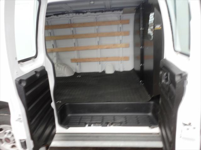 2022 gmc savana 2500 work van